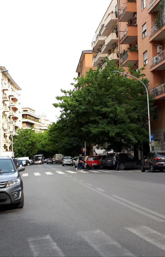 A Casa Di Robi Hotel Roma Exterior foto